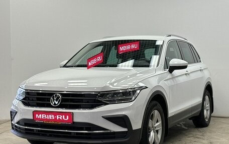 Volkswagen Tiguan II, 2021 год, 3 390 000 рублей, 1 фотография