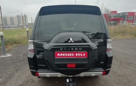 Mitsubishi Pajero IV, 2015 год, 2 690 000 рублей, 5 фотография