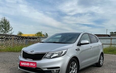 KIA Rio III рестайлинг, 2017 год, 1 290 000 рублей, 2 фотография