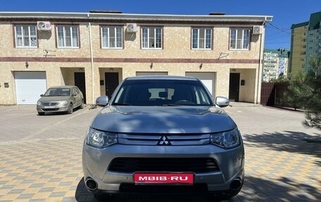 Mitsubishi Outlander III рестайлинг 3, 2014 год, 1 650 000 рублей, 1 фотография