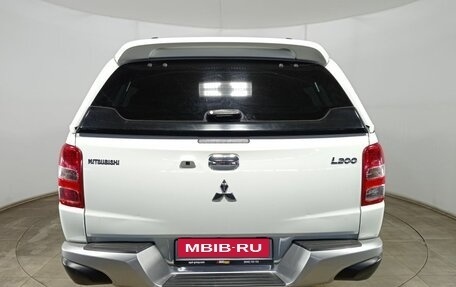 Mitsubishi L200 IV рестайлинг, 2018 год, 2 350 000 рублей, 6 фотография