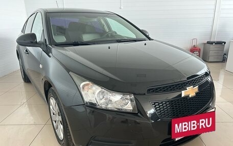 Chevrolet Cruze II, 2011 год, 820 000 рублей, 3 фотография