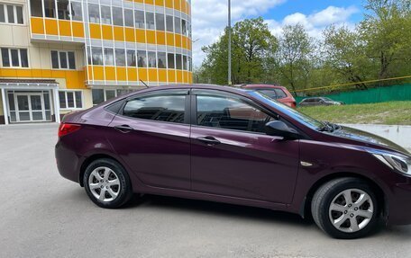 Hyundai Solaris II рестайлинг, 2013 год, 860 000 рублей, 6 фотография