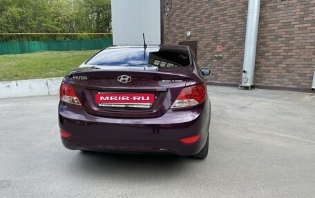 Hyundai Solaris II рестайлинг, 2013 год, 860 000 рублей, 4 фотография