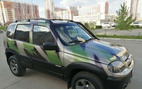 Chevrolet Niva I рестайлинг, 2019 год, 1 190 000 рублей, 2 фотография