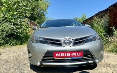 Toyota Auris II, 2013 год, 1 400 000 рублей, 1 фотография