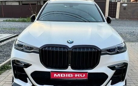 BMW X7, 2020 год, 7 000 000 рублей, 1 фотография