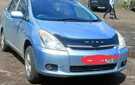 Toyota Wish II, 2003 год, 820 000 рублей, 2 фотография