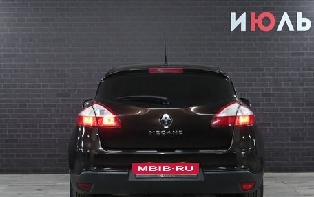 Renault Megane III, 2014 год, 970 000 рублей, 5 фотография