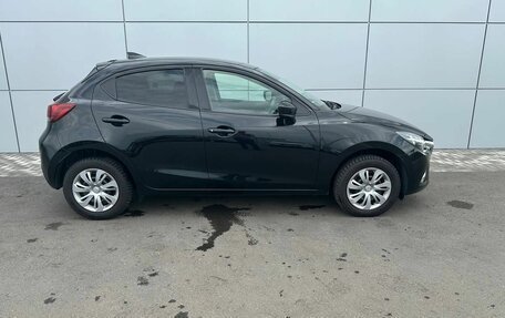 Mazda Demio IV, 2017 год, 999 000 рублей, 3 фотография