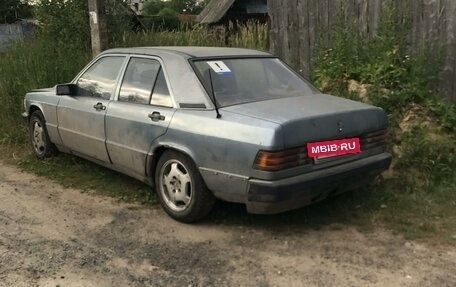 Mercedes-Benz 190 (W201), 1983 год, 210 000 рублей, 3 фотография