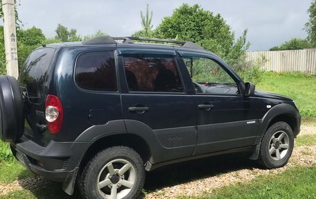 Chevrolet Niva I рестайлинг, 2012 год, 710 000 рублей, 3 фотография