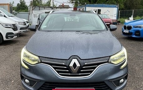 Renault Megane IV, 2019 год, 1 430 000 рублей, 2 фотография