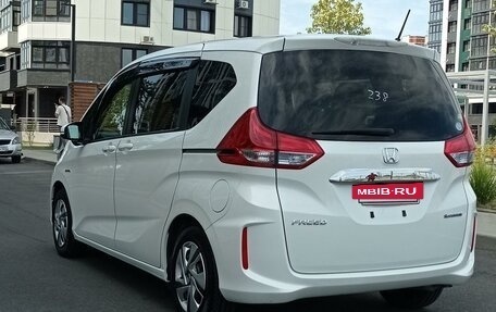 Honda Freed II, 2016 год, 1 490 000 рублей, 6 фотография