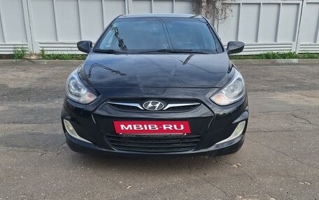 Hyundai Solaris II рестайлинг, 2012 год, 760 000 рублей, 2 фотография