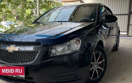 Chevrolet Cruze II, 2010 год, 930 000 рублей, 15 фотография