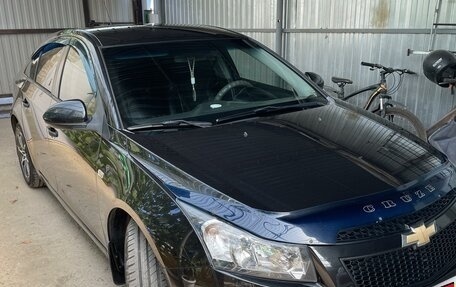 Chevrolet Cruze II, 2010 год, 930 000 рублей, 18 фотография