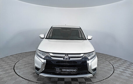 Mitsubishi Outlander III рестайлинг 3, 2015 год, 1 901 000 рублей, 2 фотография