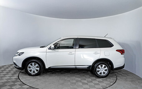 Mitsubishi Outlander III рестайлинг 3, 2015 год, 1 901 000 рублей, 8 фотография