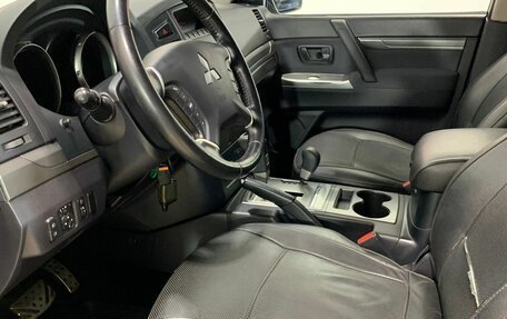 Mitsubishi Pajero IV, 2011 год, 2 399 000 рублей, 11 фотография