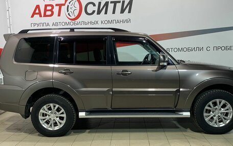 Mitsubishi Pajero IV, 2011 год, 2 399 000 рублей, 8 фотография