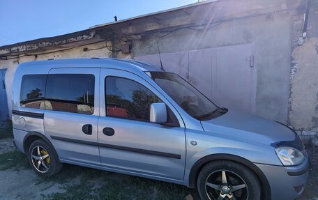 Opel Combo C, 2008 год, 600 000 рублей, 10 фотография