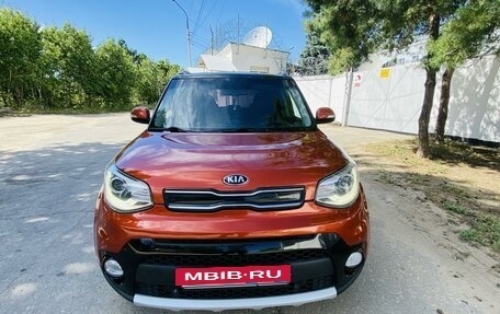 KIA Soul II рестайлинг, 2018 год, 1 640 000 рублей, 3 фотография