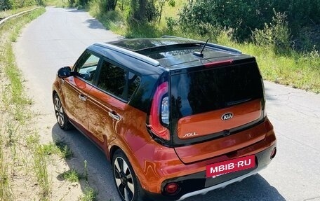 KIA Soul II рестайлинг, 2018 год, 1 640 000 рублей, 8 фотография