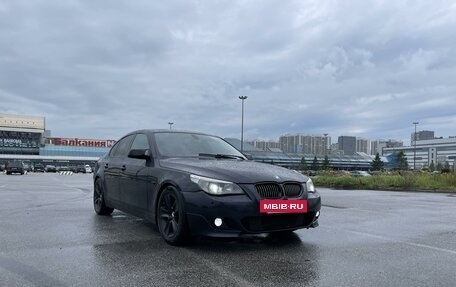 BMW 5 серия, 2006 год, 850 000 рублей, 10 фотография