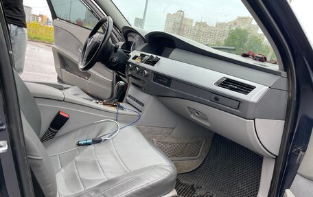 BMW 5 серия, 2006 год, 850 000 рублей, 21 фотография