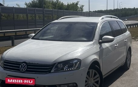 Volkswagen Passat B7, 2011 год, 859 000 рублей, 3 фотография