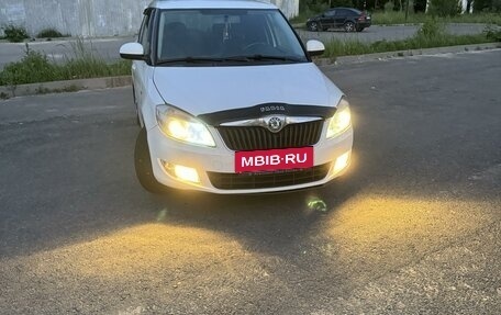 Skoda Fabia II, 2011 год, 540 000 рублей, 2 фотография