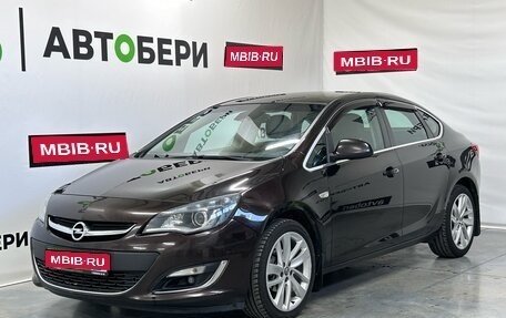 Opel Astra J, 2014 год, 930 000 рублей, 1 фотография