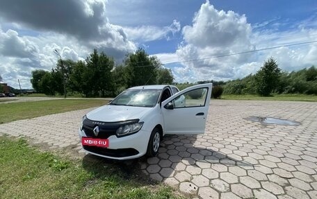 Renault Logan II, 2016 год, 500 000 рублей, 1 фотография