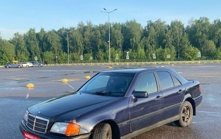 Mercedes-Benz C-Класс, 1995 год, 234 987 рублей, 1 фотография