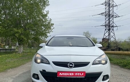 Opel Astra J, 2013 год, 910 000 рублей, 1 фотография