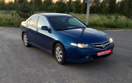 Honda Accord VII рестайлинг, 2006 год, 800 000 рублей, 1 фотография