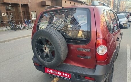 Chevrolet Niva I рестайлинг, 2013 год, 490 000 рублей, 3 фотография