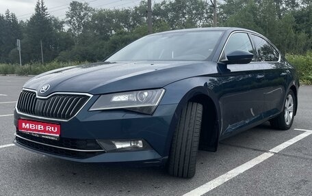 Skoda Superb III рестайлинг, 2017 год, 1 900 000 рублей, 1 фотография