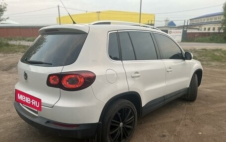 Volkswagen Tiguan I, 2010 год, 1 300 000 рублей, 19 фотография