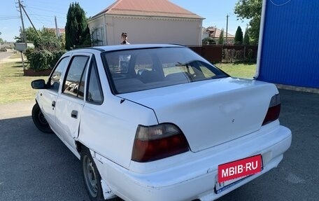 Daewoo Nexia I рестайлинг, 1998 год, 160 000 рублей, 9 фотография