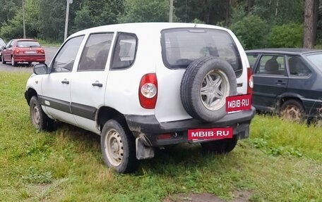 Chevrolet Niva I рестайлинг, 2003 год, 250 000 рублей, 4 фотография