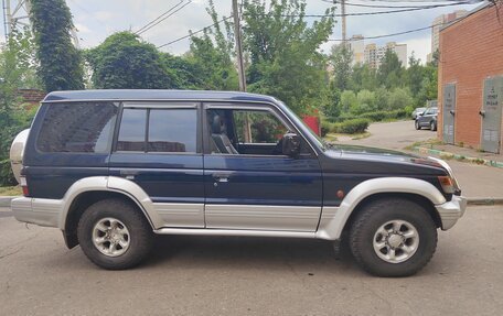 Mitsubishi Pajero III рестайлинг, 1997 год, 399 999 рублей, 4 фотография