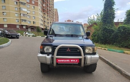 Mitsubishi Pajero III рестайлинг, 1997 год, 399 999 рублей, 2 фотография