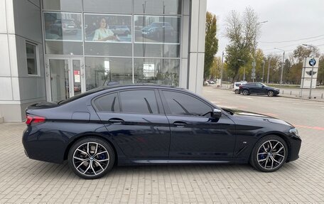 BMW 5 серия, 2021 год, 8 000 000 рублей, 3 фотография