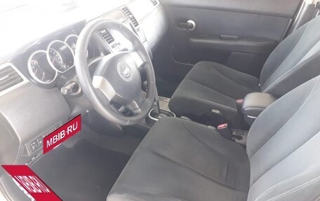 Nissan Tiida, 2010 год, 895 000 рублей, 9 фотография