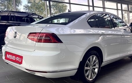 Volkswagen Passat B8 рестайлинг, 2018 год, 2 990 000 рублей, 4 фотография