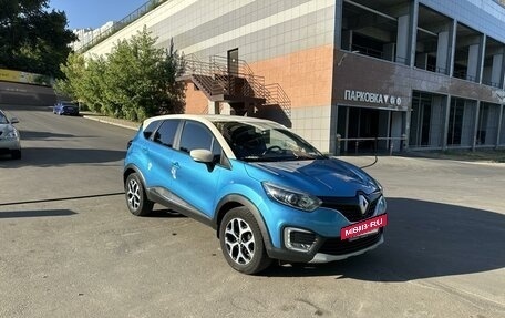 Renault Kaptur I рестайлинг, 2017 год, 1 600 000 рублей, 2 фотография