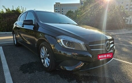 Mercedes-Benz A-Класс, 2013 год, 1 700 000 рублей, 2 фотография