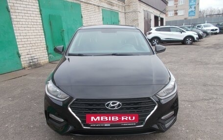 Hyundai Solaris II рестайлинг, 2018 год, 1 350 000 рублей, 2 фотография